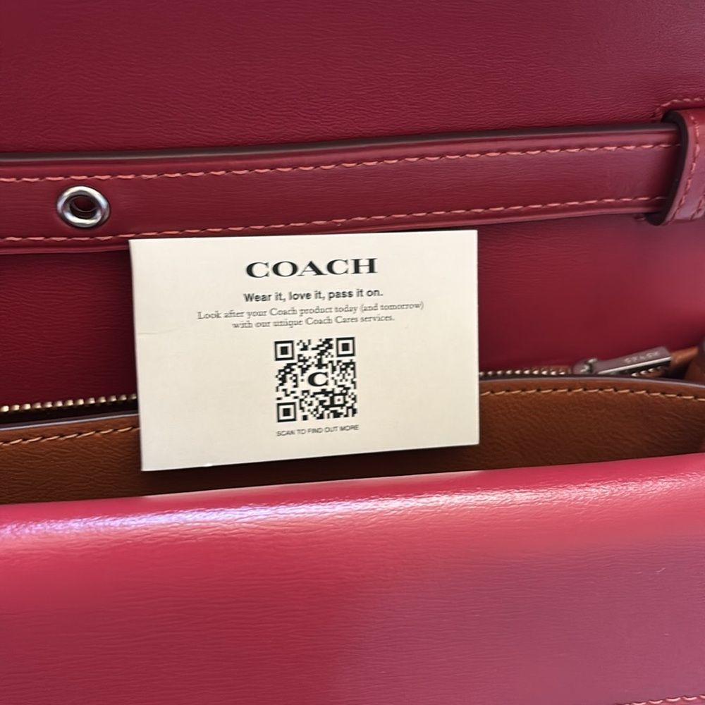Coach Idol Bag (silver/enamel red) - Picture 14 of 17